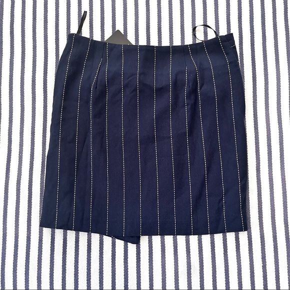 J.O.A Navy Pinstripe Tie Wrap Mini Skirt Medium - Picture 5 of 7